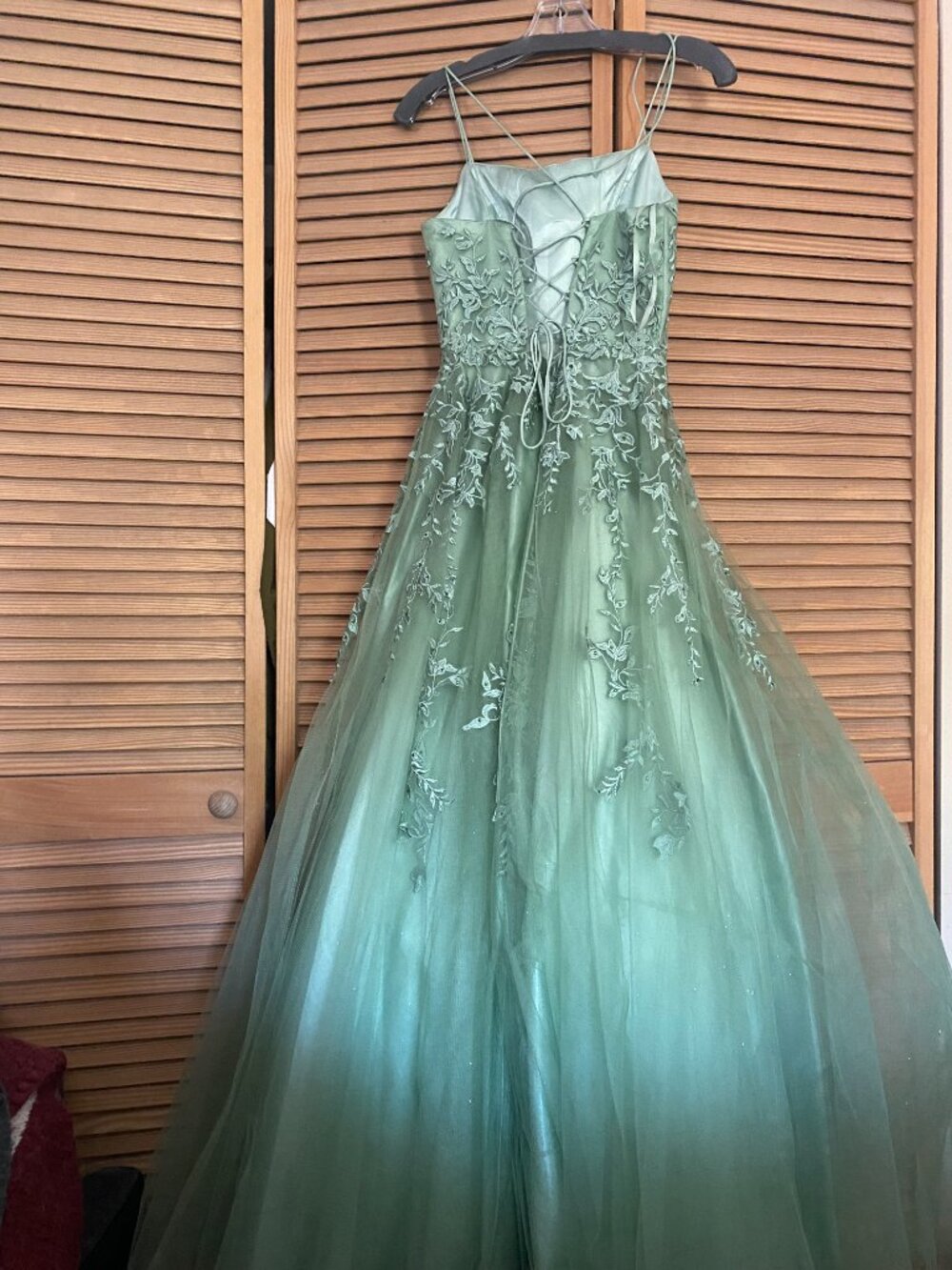Eureka green tulle gown - Picture 3 of 5